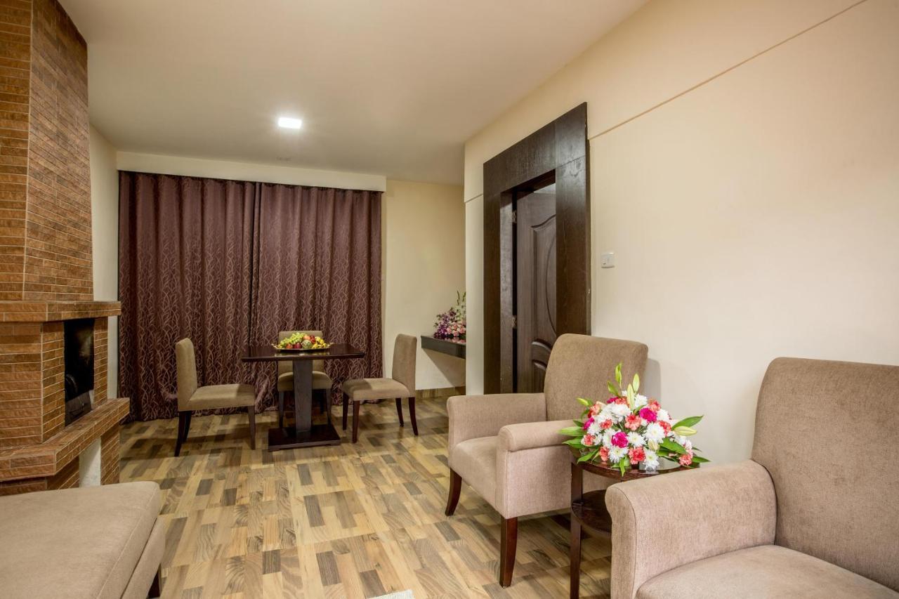 Hotel Lakeview Ooty Dış mekan fotoğraf